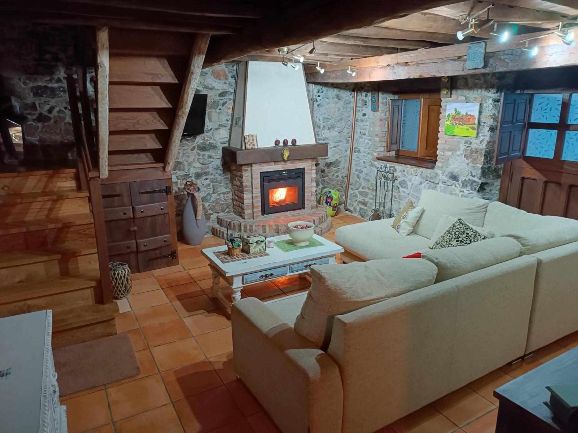 Casa Rural Casa Pumarin 普拉维亚 外观 照片